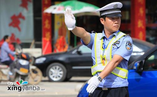 梦到交警 交通警察是什么意思_做梦梦见交警 交通警察 梦到交警 交通警察是什么意思_做梦梦见交警 交通警察